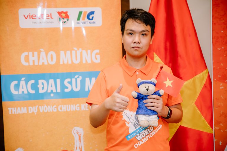 Hai anh em chung niềm yêu thích sân chơi Vô địch Tin học văn phòng thế giới MOSWC – Viettel